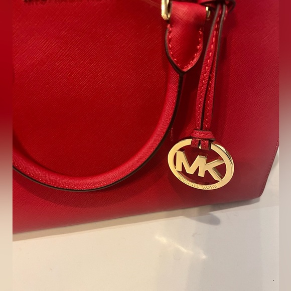 NWOT Michael Kors Satchel with top handles and adjustable removable strap - Picture 2 of 7